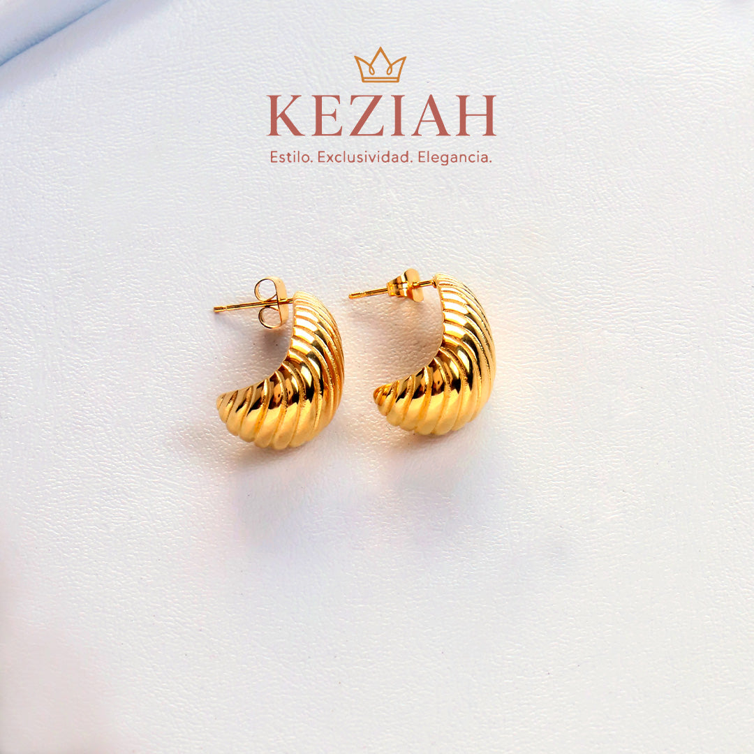 ✨ Aretes Dorado Minimalistas – Acero Quirúrgico 316L , Waterproof - Mini Croissant