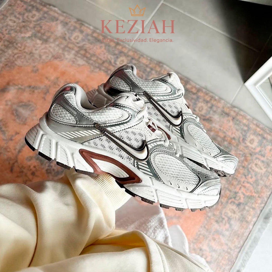 🏷️ Nike V5 – Blanco / Plata Metalizado / Marrón